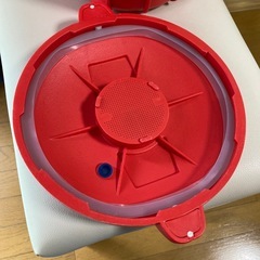 マイヤー　MEYAR 2.3L 電子レンジ用圧力鍋の画像