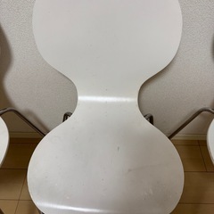 取引中。破格‼️【3脚セット】白いダイニングチェア 使用感あり 格安の画像
