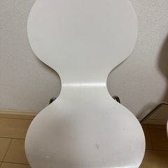 取引中。破格‼️【3脚セット】白いダイニングチェア 使用感あり 格安の画像
