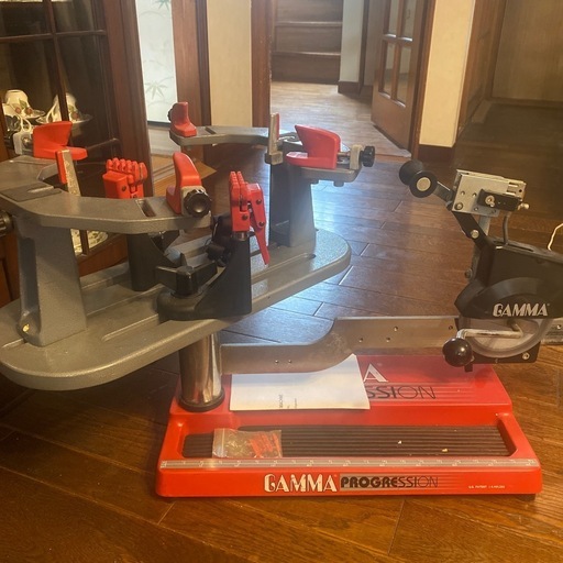 ガット張り機　ストリングスマシーン