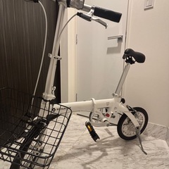 折りたたみ自転車の画像