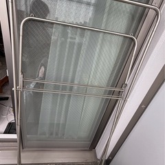 折りたたみ式物干しの画像
