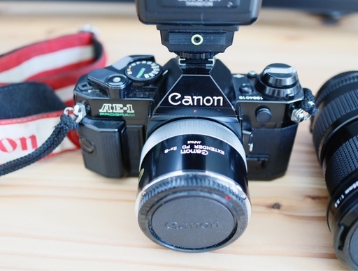 フィルム一眼レフカメラ Canon AE-1 PROGRAM