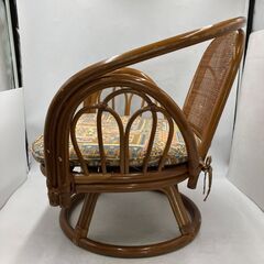 【現状品】座椅子 椅子 木製 回転式 1点 座布団取れます 家具 インテリア アンティーク レトロの画像
