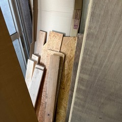 【引取者限定】木材 廃材 角材 扉など各種 差し上げます!!の画像
