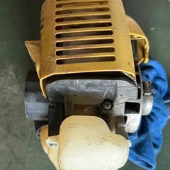 MARUYAMA マルヤマ　BIGM 肩掛け式　草刈り機　草刈機　刈払機　BC233SN エンジンのみ　部品　パーツ　ジャンク品の画像