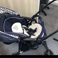 ★大幅値下げ★【Combi】ネイビー ストライプ ベビーカーの画像
