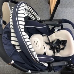 ★大幅値下げ★【Combi】ネイビー ストライプ ベビーカーの画像