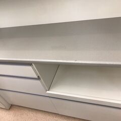 【ジャングルジャングル岩出店】【A711】レンジボード ホワイト 幅135cm×奥行46cm×高さ197cm 中古 家具 の画像