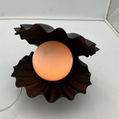 レトロ調の照明器具（タッチセンサー式ライト 貝殻デザインの画像