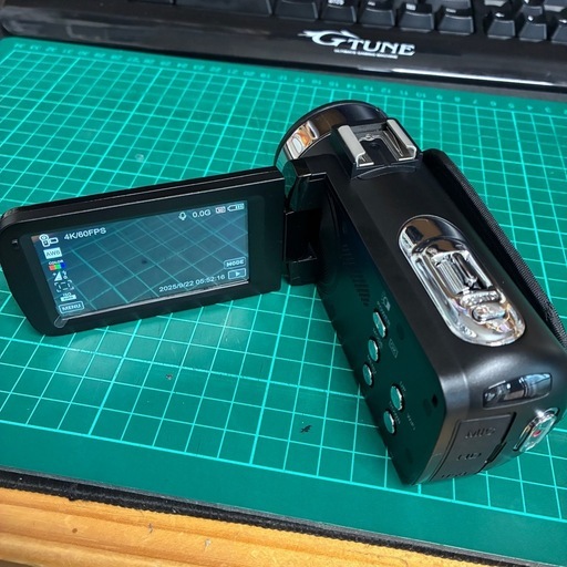 ビデオカメラ 8K HDMI出力WIFI機能YouTubeカメラ6400万画素18倍デジタルズーム