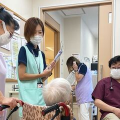 看護師／家庭との両立が叶う！高齢者施設が初めての方歓迎！柔軟シフト！の画像