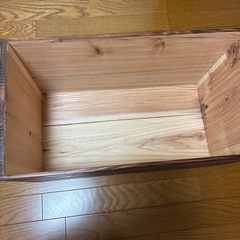 木箱 の画像