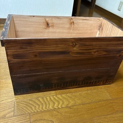 木箱 の画像