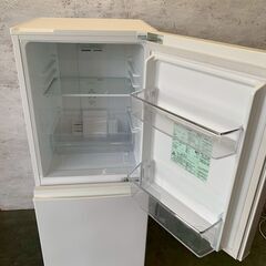 【AQUA】 アクア ノンフロン冷凍冷蔵庫 AQR-E13H 126L 2019年製 ホワイト 動作確認済み 生活家電 一人暮らし A0542の画像