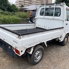 サンバートラック　Sチャージャー　オートマ　４WDの画像