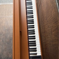 電子ピアノ　中古の画像