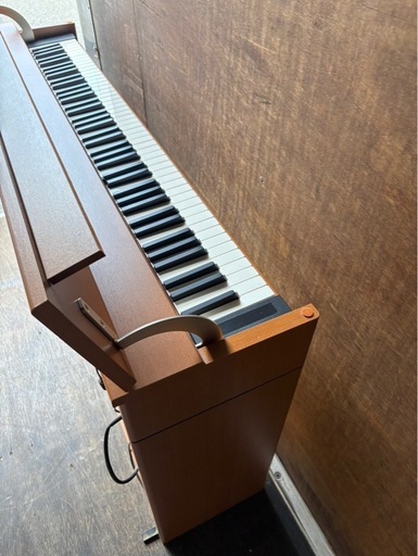 電子ピアノ　中古