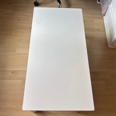 センターテーブルの画像