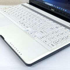 美品　NEC LaVie13.3インチ　Core i7　8GB　SSD256GB　Office2019の画像