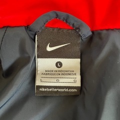 ナイキ　中綿　ジャンパー　子どもの画像