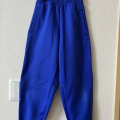 緑小学校子供の運動服　上着とズボン2点セット　130cmの画像