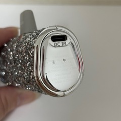 iWALK モバイルバッテリー キラキラ シルバーの画像