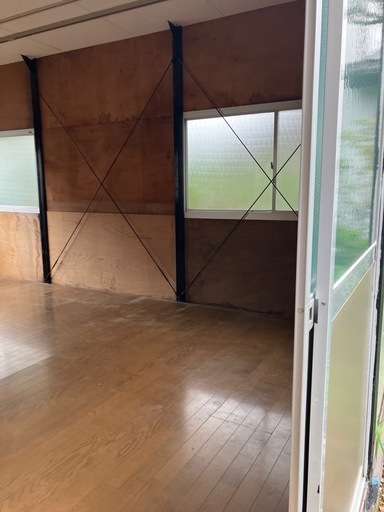 プレハブ小屋