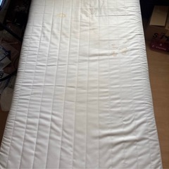 ベッドの画像