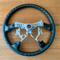 トヨタ 200 ハイエース 純正 ステアリング　45103-58010の画像
