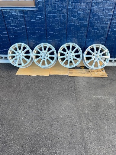 16インチホイール4本セット