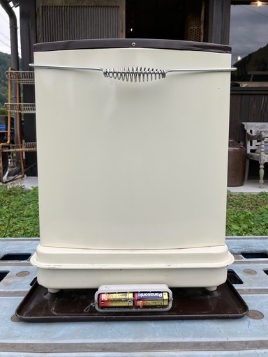灯油ストーブ　石油ストーブ　TOYOKUNI