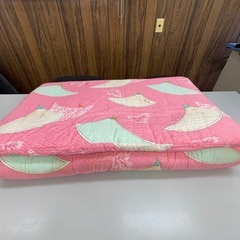 ◆中古・敷布団シーツ付き（枕と薄掛けもおまけに付けます）の画像
