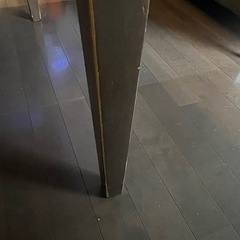 ダイニングテーブルの画像