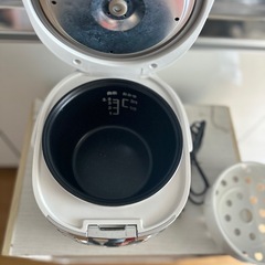 炊飯器の画像