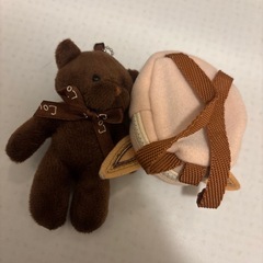 くま・イーブイぬいぐるみの画像