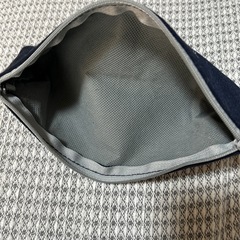 くまのペンケースの画像