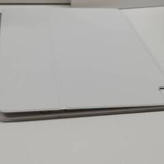 【美品】iPad Air (M2)(M3) Magic Keyboard/13インチ/A3340/日本語配列/ホワイト〈MDFW4J/A〉の画像