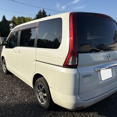コミコミ価格！！　日産　セレナ　20S-Vセレクション　4WD！の画像