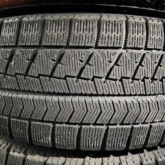 アルミホイール・スタッドレスタイヤセット / BRIDGESTONE VRX /ブリヂストンの画像
