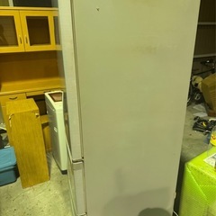TOSHIBA 冷蔵庫　2012年式　の画像