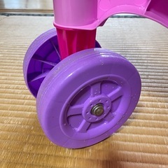 三輪車　ベビー用　子供用　おもちゃ　足蹴りバイク　ピンクの画像