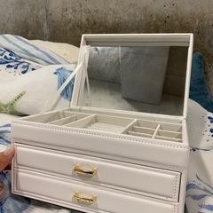 アクセサリーケース・どれっさードレッサーの画像