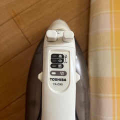 アイロン、アイロン台の画像
