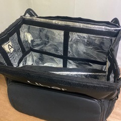 UBER EATS デリバリーバッグの画像