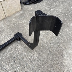 ハイエース　室内ウインチ搭載用ベース　タイヤホルダー付き　の画像