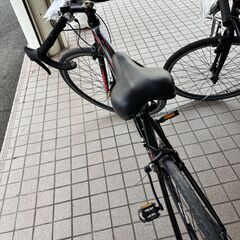 リユースのサカイ栃木店★ジモティ割あり★  クロスバイク 700C（約27インチ） ブラック クリーニング済み TC10903の画像