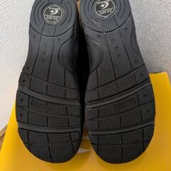 ☆ムーンスター☆　黒　ハイカットシューズ　新品箱付きの画像
