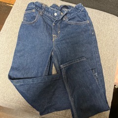 トレーナー、デニムの画像