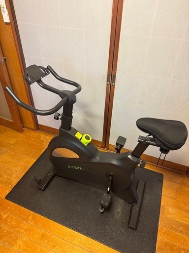 FITBOX トレーニングバイク フィットネスバイク エアロバイク スピンバイク 静音 ダイエット器具 組み立て簡単 トレーニング